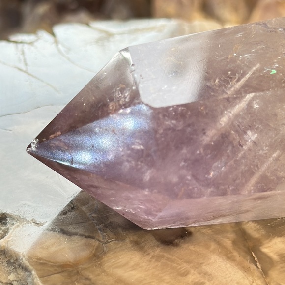 🎄SALE🎄Amethyst DT Crystal Point With Rainbow! - Picture 8 of 11